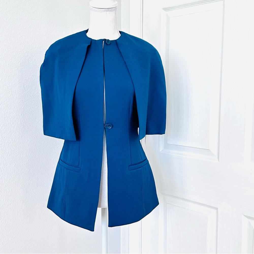 NWT Vertigo Capelet Jacket Button Teal 2